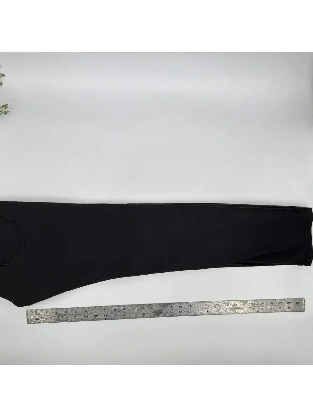 Levi Strauss 511 Black Skinny Jeans 30x32